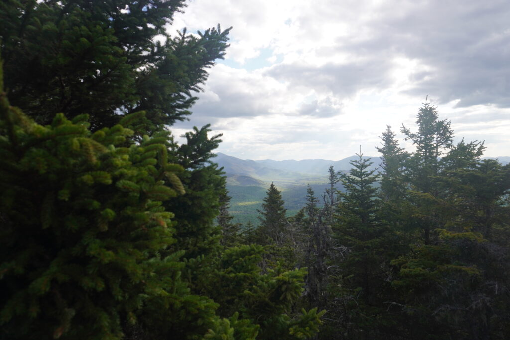 cascade mountain view from first small viewpoint