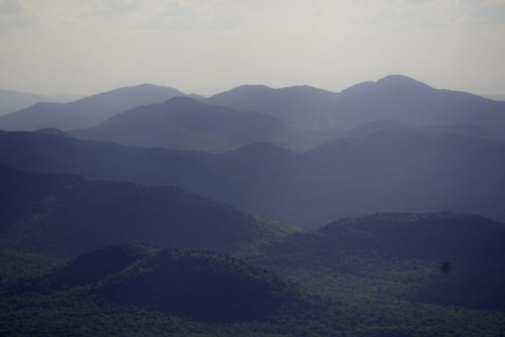 mountain ranges at cascade mountain